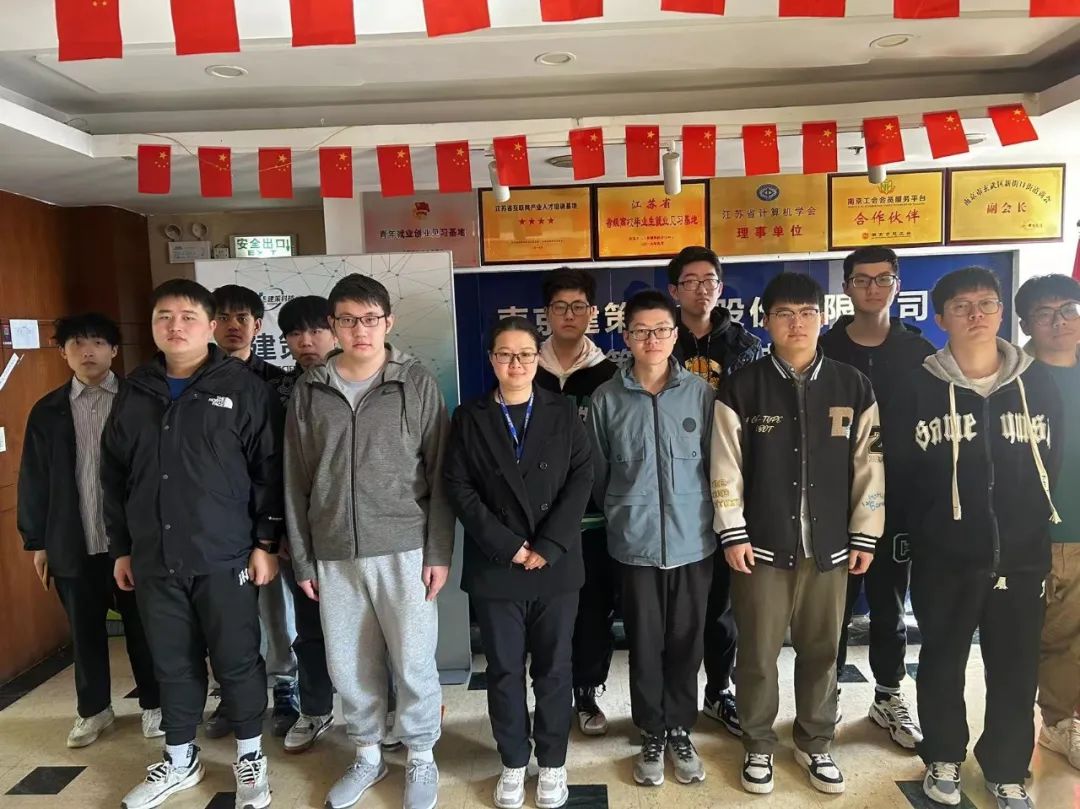 春天最美，萬(wàn)物復(fù)蘇，正是學(xué)習(xí)的好時(shí)光